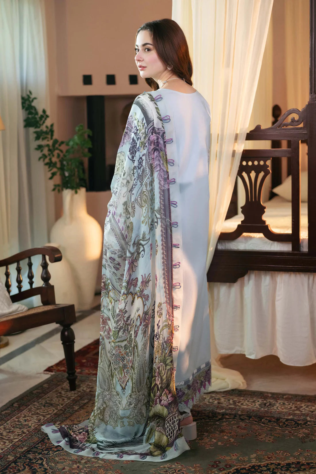 Lawn-3PC Embroidered Shirt with Digital Printed Jacquard Dupatta-1390