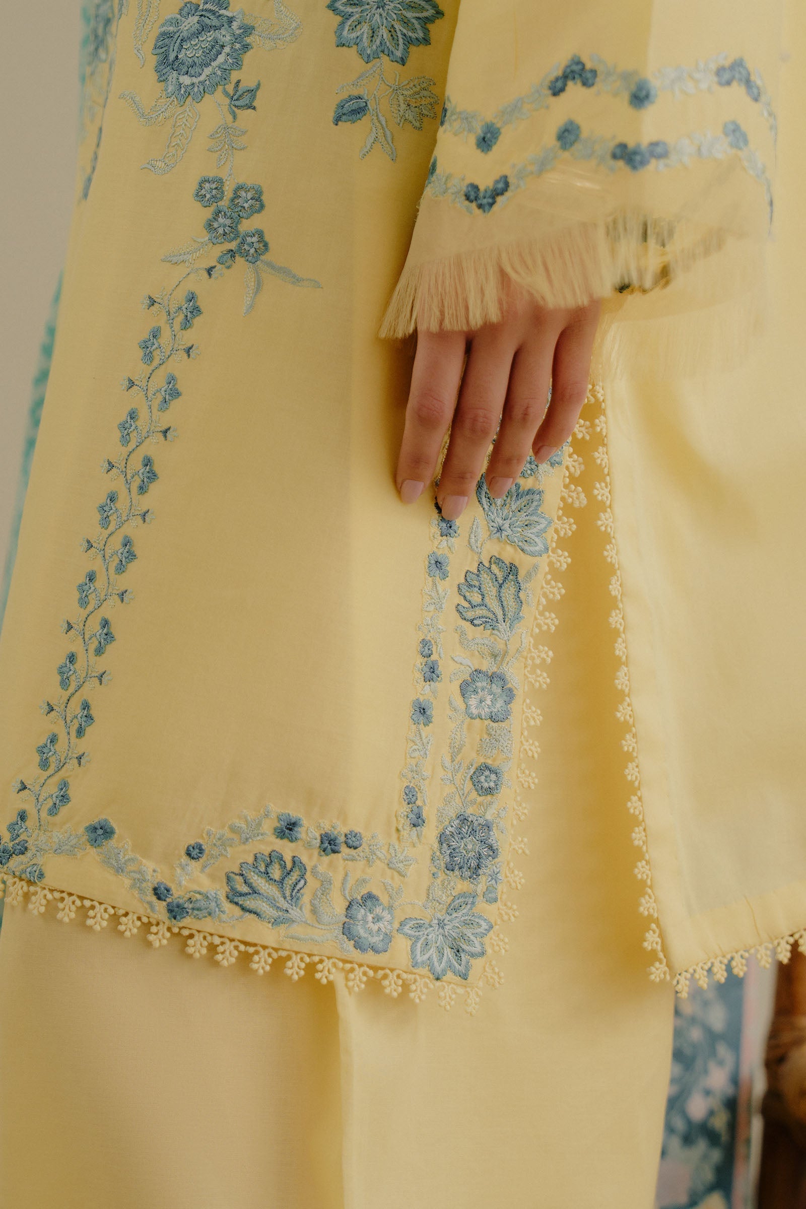 Lawn-3PC Embroidered Shirt with Digital Printed Jacquard Dupatta-1394