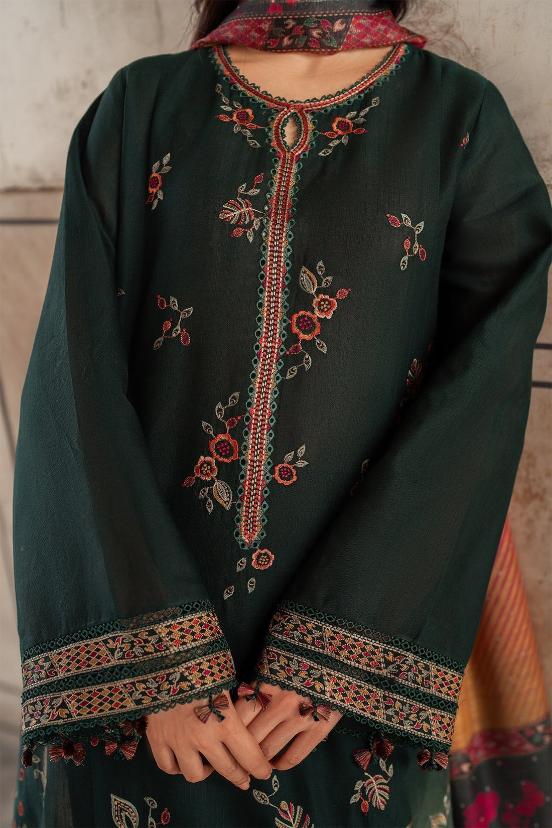 JAZMIN-3PC Dhanak Embroidered Shirt With Digital Printed Shawl-133