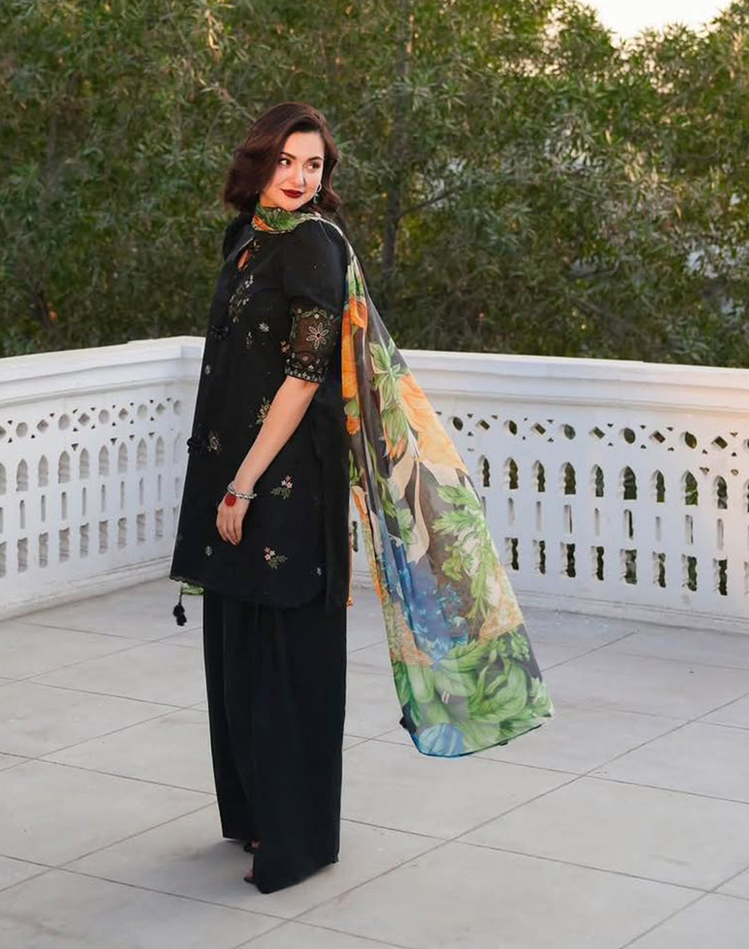 Lawn-3PC Embroidered Shirt with Digital Printed Jacquard Dupatta- 1283